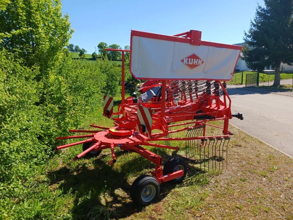 Schwader des Typs Kuhn 4521, Gebrauchtmaschine in SAINT HILAIRE EN MORVAN (Bild 4)