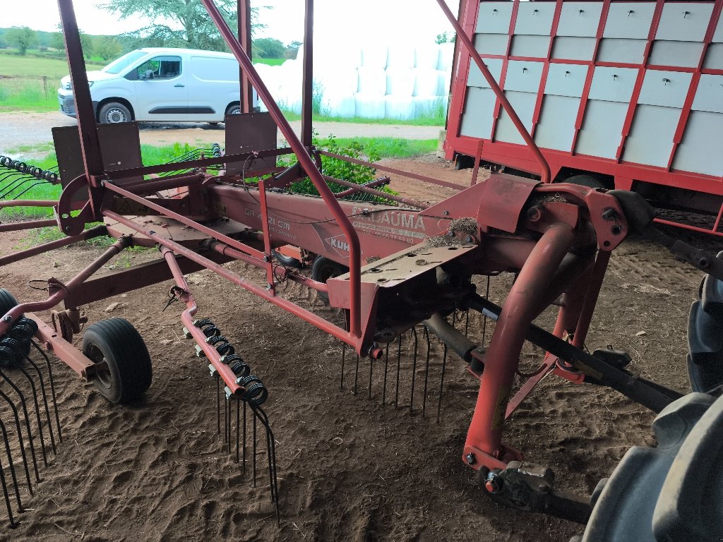 Schwader tipa Kuhn 4521, Gebrauchtmaschine u LACAPELLE-MARIVAL (Slika 4)