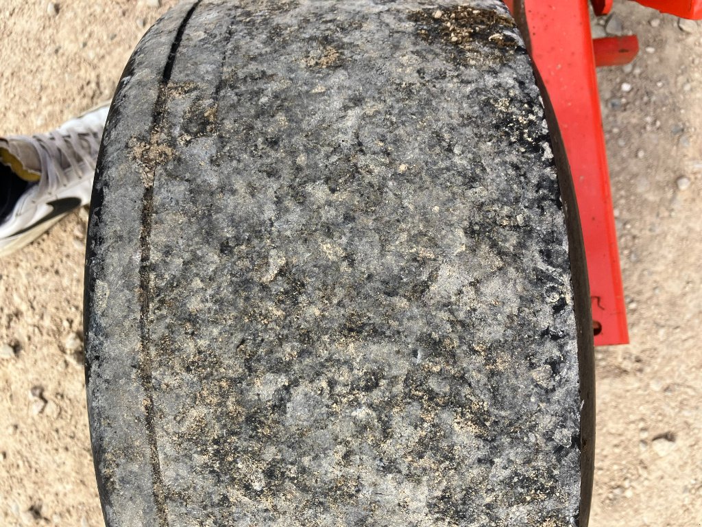 Schwader типа Kuhn 7932, Gebrauchtmaschine в VIRECOURT (Фотография 4)