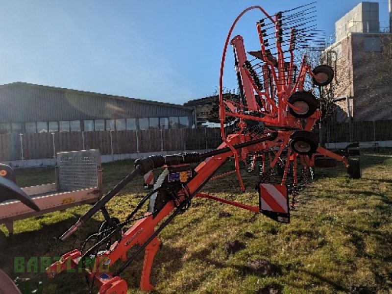 Schwader от тип Kuhn 8830, Neumaschine в Versmold (Снимка 1)