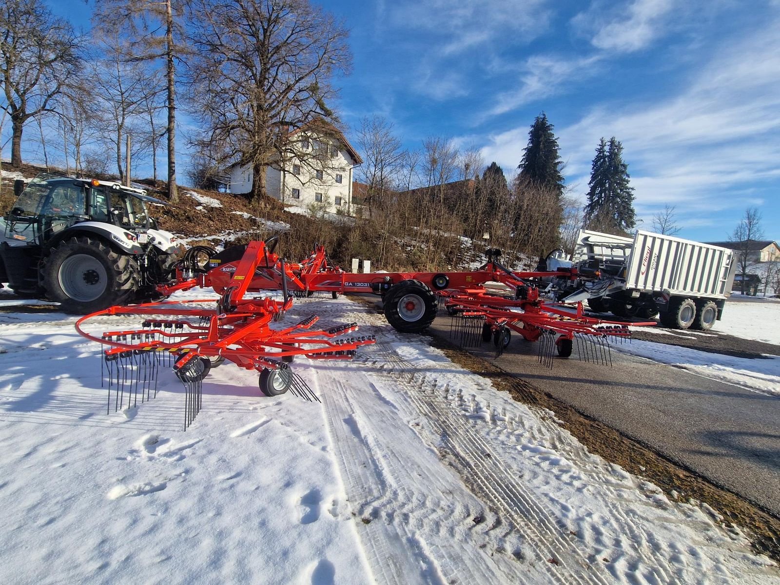 Schwader типа Kuhn GA 13031, Neumaschine в Grünbach (Фотография 11)