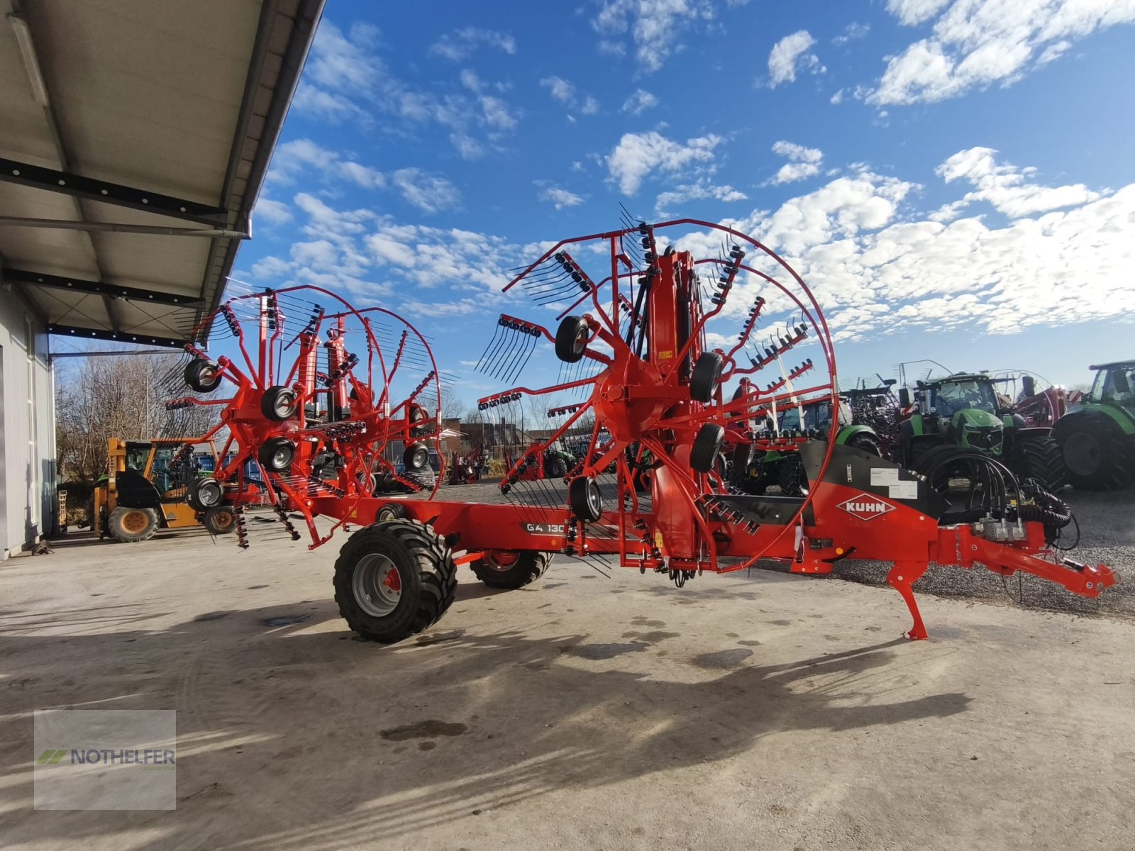 Schwader des Typs Kuhn GA 13031, Neumaschine in Pforzen (Bild 21)