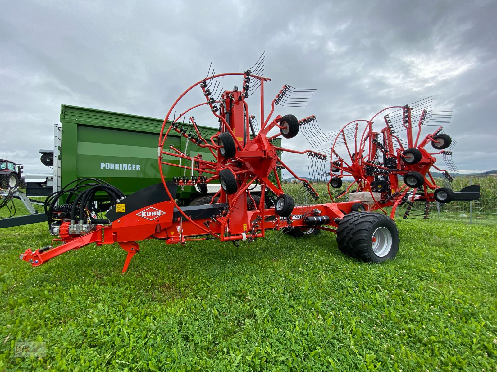 Schwader του τύπου Kuhn GA 13231, Neumaschine σε Weißenburg (Φωτογραφία 1)
