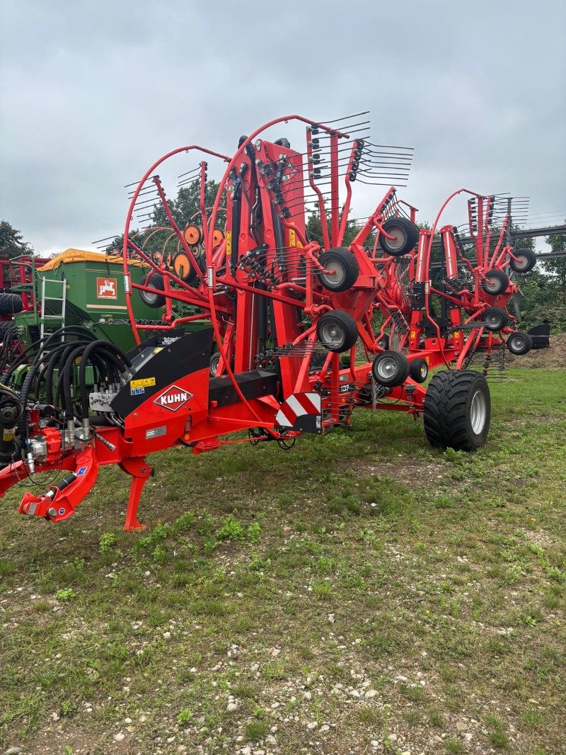 Schwader tipa Kuhn GA 13231, Gebrauchtmaschine u Neubrandenburg (Slika 1)
