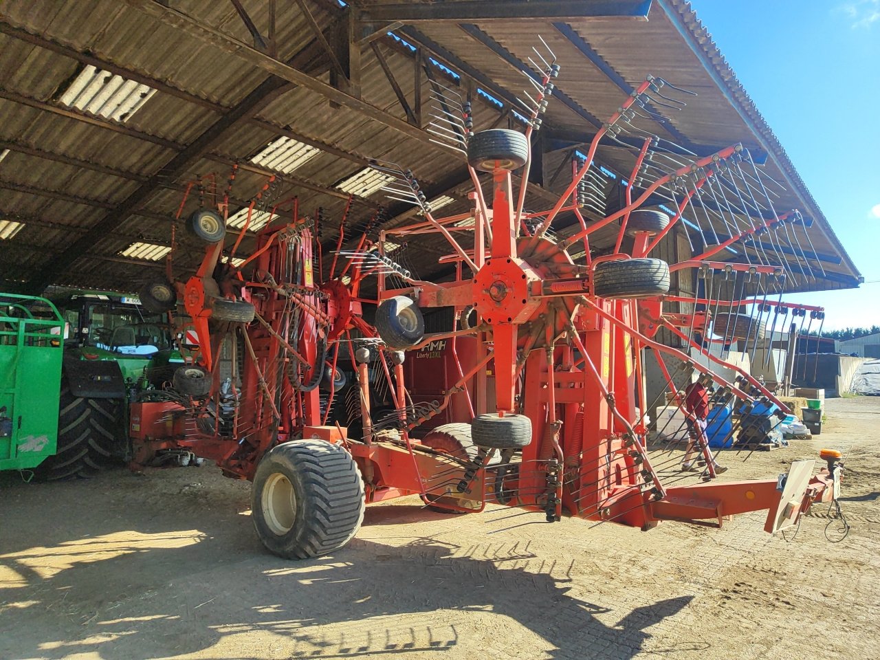 Schwader του τύπου Kuhn GA 15021, Gebrauchtmaschine σε Eton (Φωτογραφία 2)