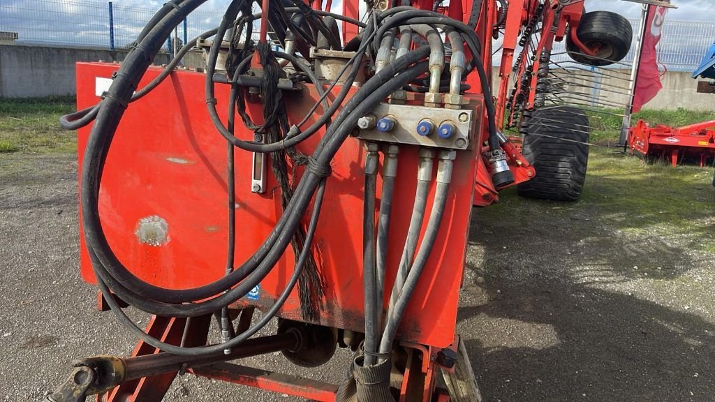 Schwader Türe ait Kuhn GA 15021, Gebrauchtmaschine içinde Eton (resim 5)