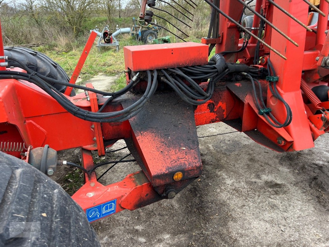 Schwader des Typs Kuhn GA 15021, Gebrauchtmaschine in Prenzlau (Bild 15)