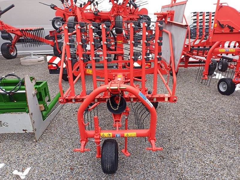 Schwader del tipo Kuhn GA 3201 GM Schwader, Neumaschine In St. Marienkirchen (Immagine 2)