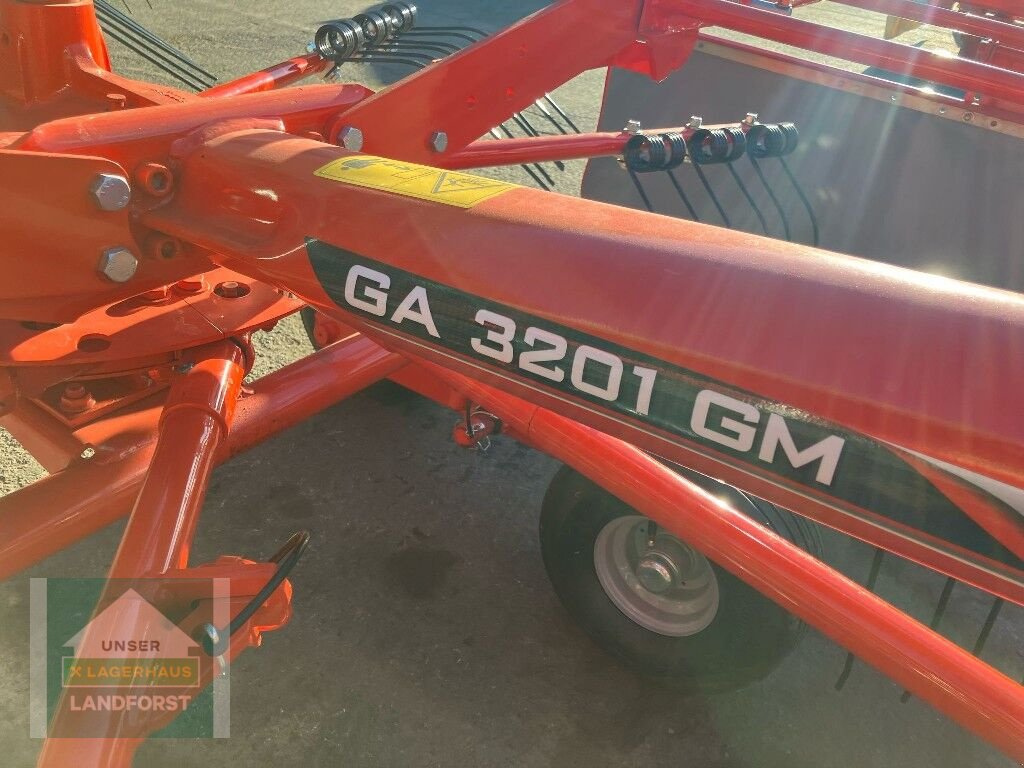 Schwader του τύπου Kuhn GA 3201 GM, Neumaschine σε Murau (Φωτογραφία 5)