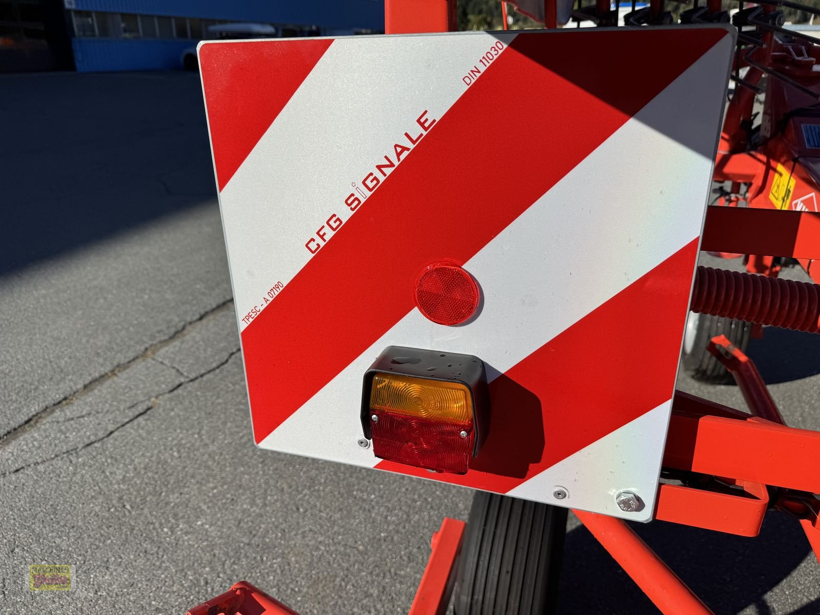 Schwader tipa Kuhn GA 3501 GM Einkreiselschwader Neuwertig, Gebrauchtmaschine u Kötschach (Slika 27)