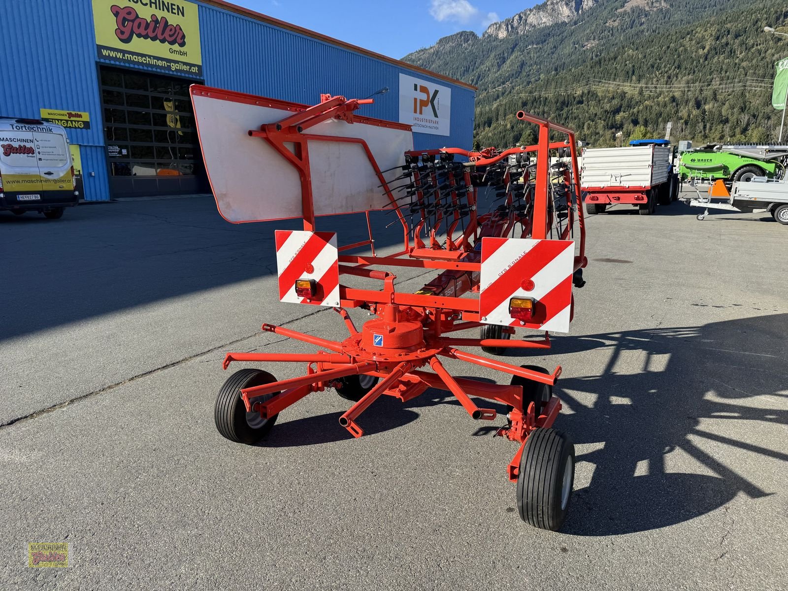 Schwader tipa Kuhn GA 3501 GM Einkreiselschwader Neuwertig, Gebrauchtmaschine u Kötschach (Slika 3)