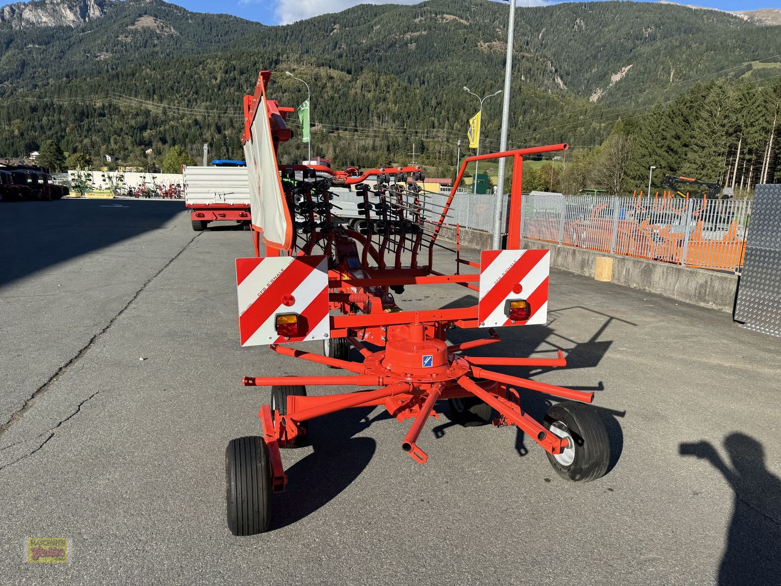 Schwader tipa Kuhn GA 3501 GM Einkreiselschwader Neuwertig, Gebrauchtmaschine u Kötschach (Slika 5)