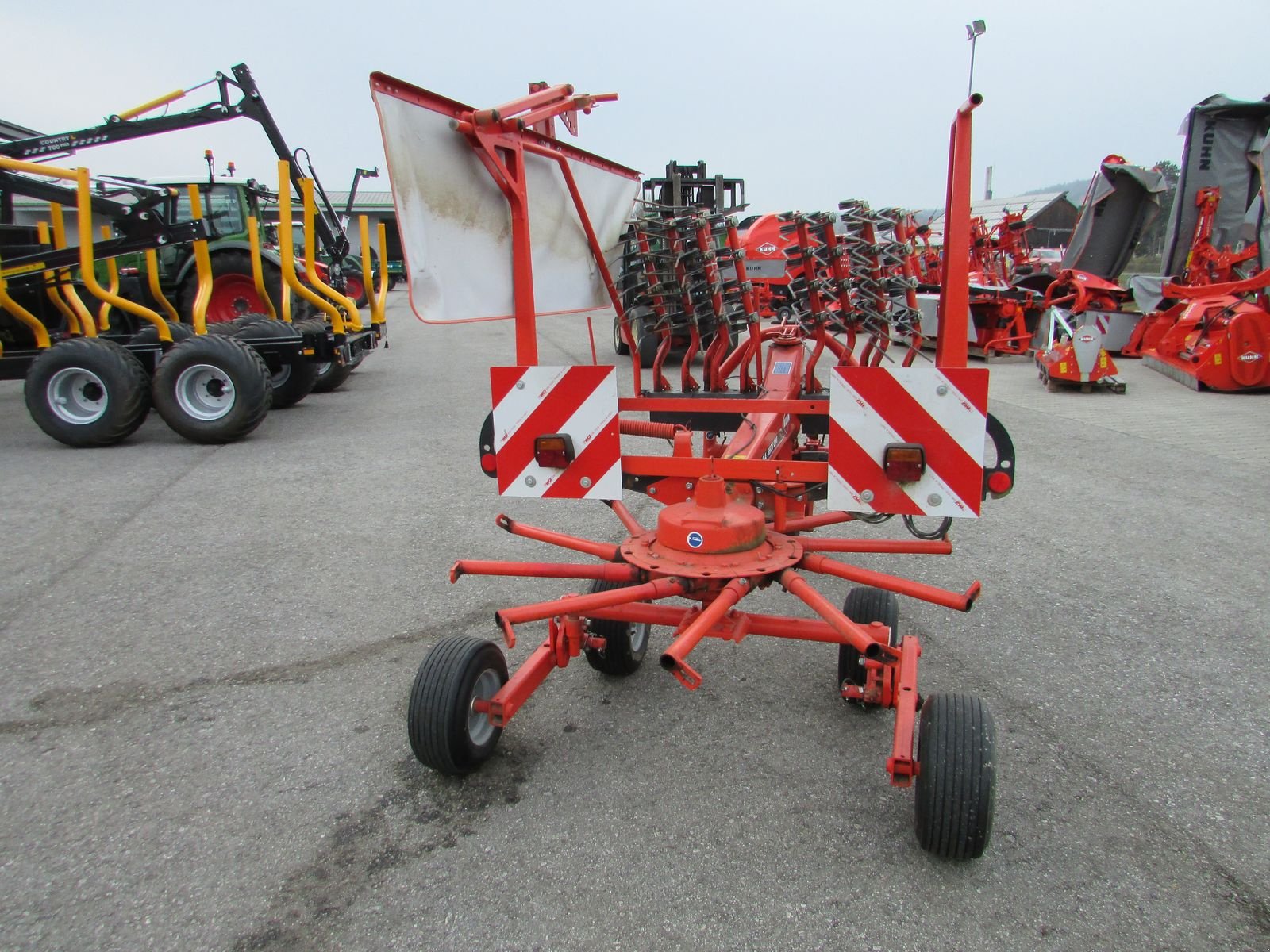 Schwader of the type Kuhn GA 3801, Gebrauchtmaschine in Saxen (Picture 7)
