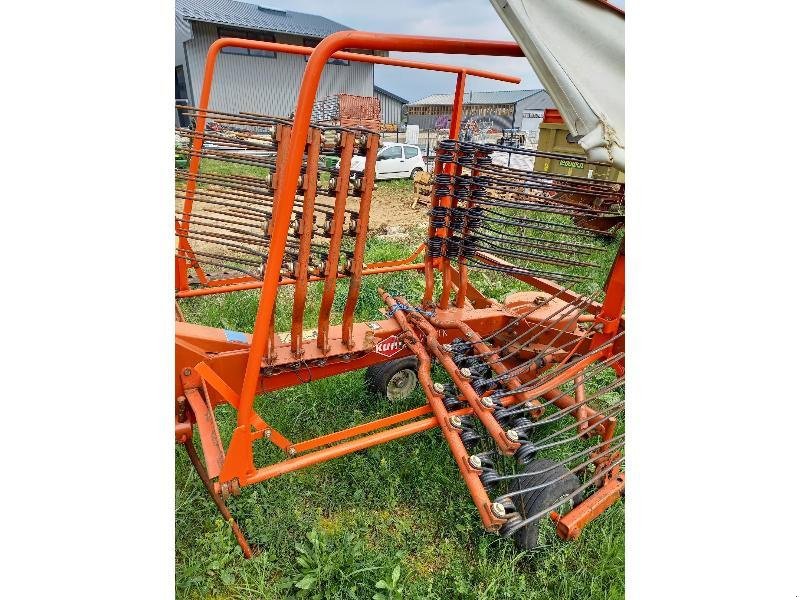 Schwader του τύπου Kuhn GA 4101 GM, Gebrauchtmaschine σε Levier (Φωτογραφία 2)