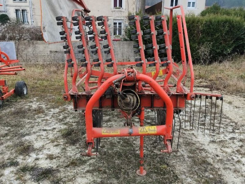 Schwader tipa Kuhn Ga 4121, Gebrauchtmaschine u Lérouville (Slika 1)
