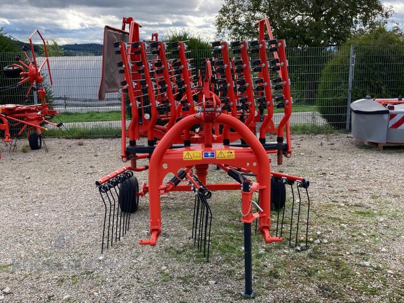 Schwader του τύπου Kuhn GA 4201, Neumaschine σε Kandern-Tannenkirch (Φωτογραφία 2)