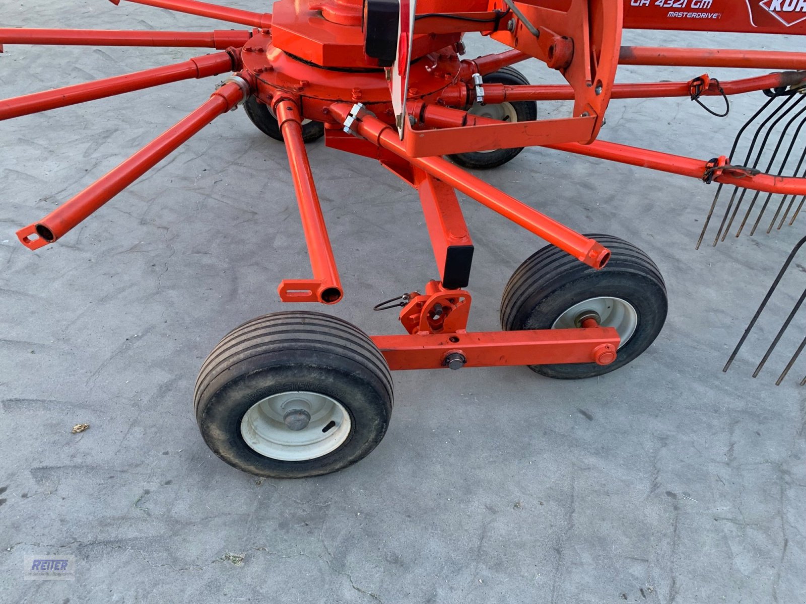 Schwader типа Kuhn GA 4321 GM, Gebrauchtmaschine в Geratskirchen (Фотография 11)