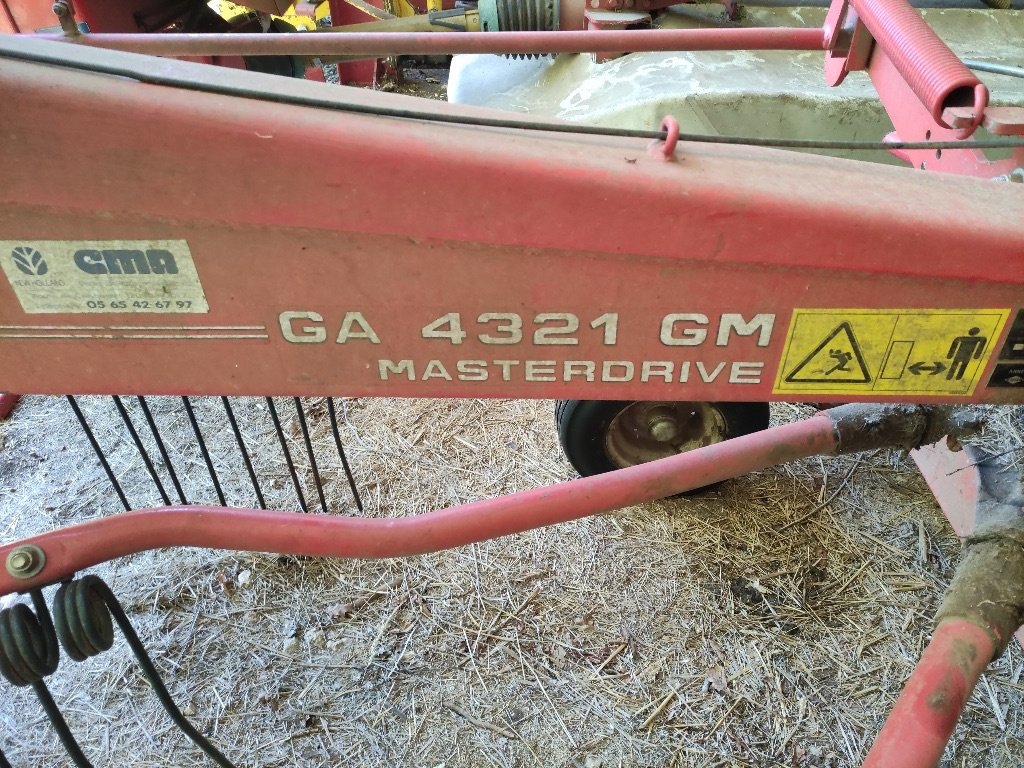 Schwader a típus Kuhn GA 4321GM, Gebrauchtmaschine ekkor: COGNAC LA FORET (Kép 1)