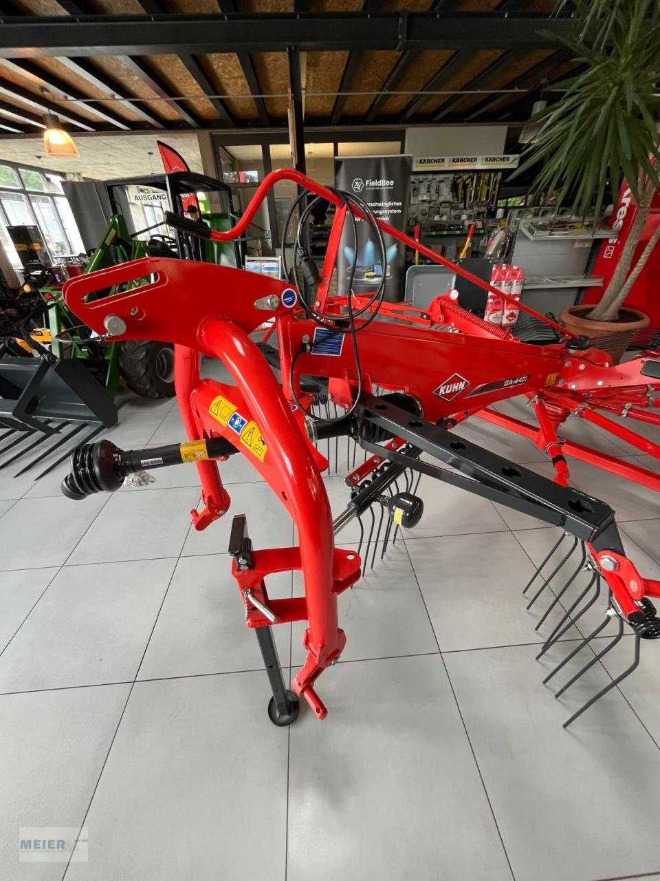 Schwader του τύπου Kuhn GA 4401, Neumaschine σε Delbrück (Φωτογραφία 2)