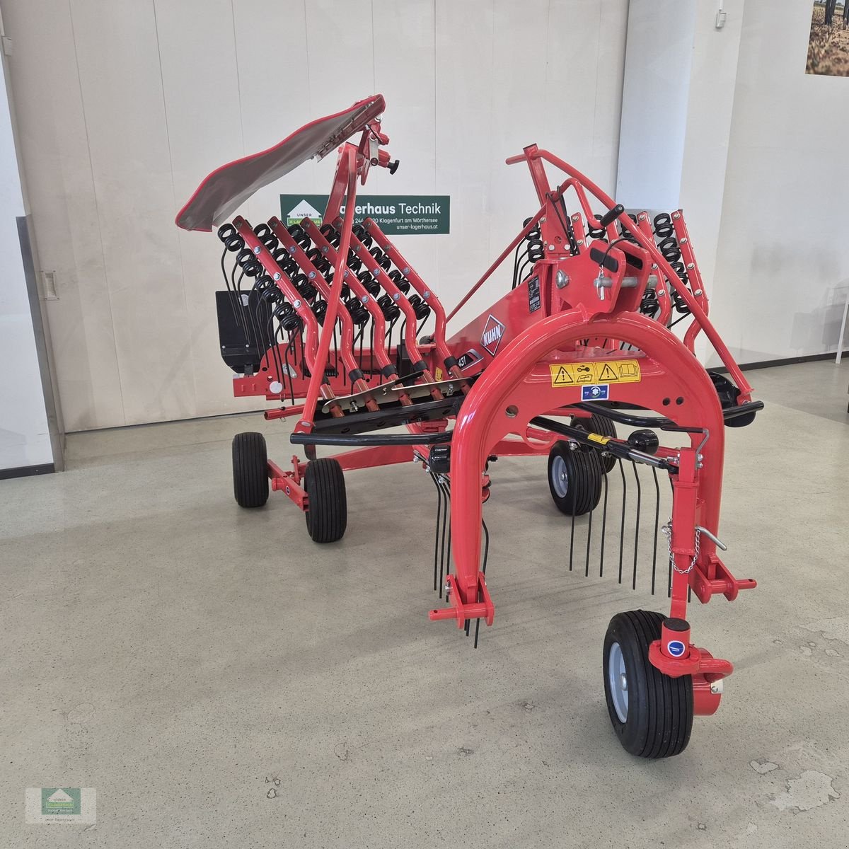 Schwader typu Kuhn GA 4431, Neumaschine v Klagenfurt (Obrázek 3)