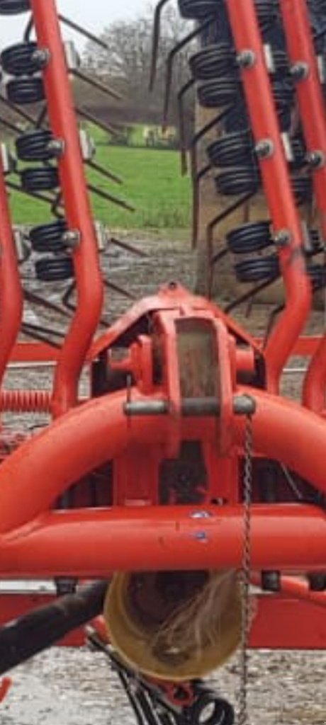 Schwader des Typs Kuhn GA 4521 GM, Gebrauchtmaschine in SAINT LOUP (Bild 11)