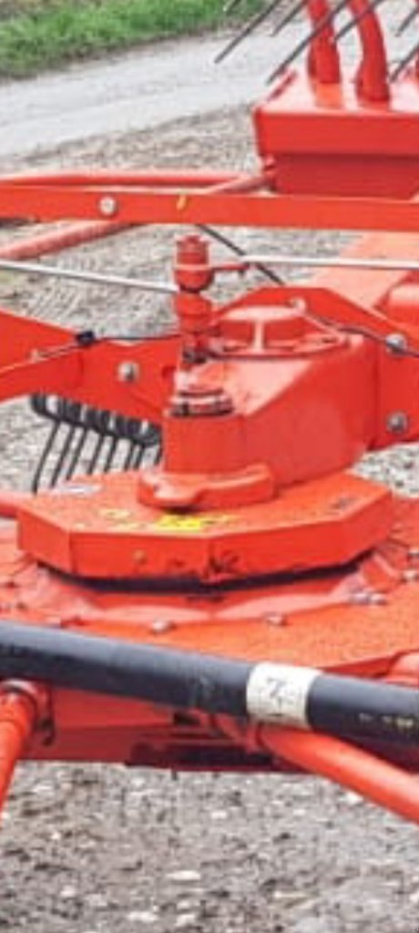 Schwader des Typs Kuhn GA 4521 GM, Gebrauchtmaschine in SAINT LOUP (Bild 10)