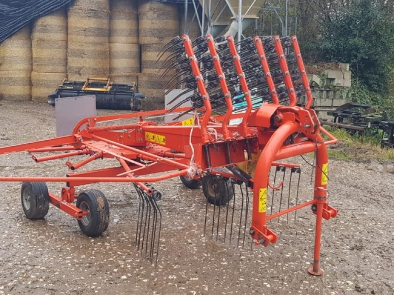 Schwader tipa Kuhn GA 4521 GM, Gebrauchtmaschine u SAINT LOUP