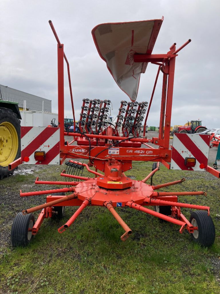 Schwader des Typs Kuhn GA 4521 GM, Gebrauchtmaschine in MORHANGE (Bild 4)