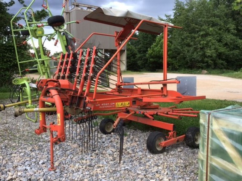 Schwader van het type Kuhn GA 4521 GM, Gebrauchtmaschine in Condeissiat (Foto 1)