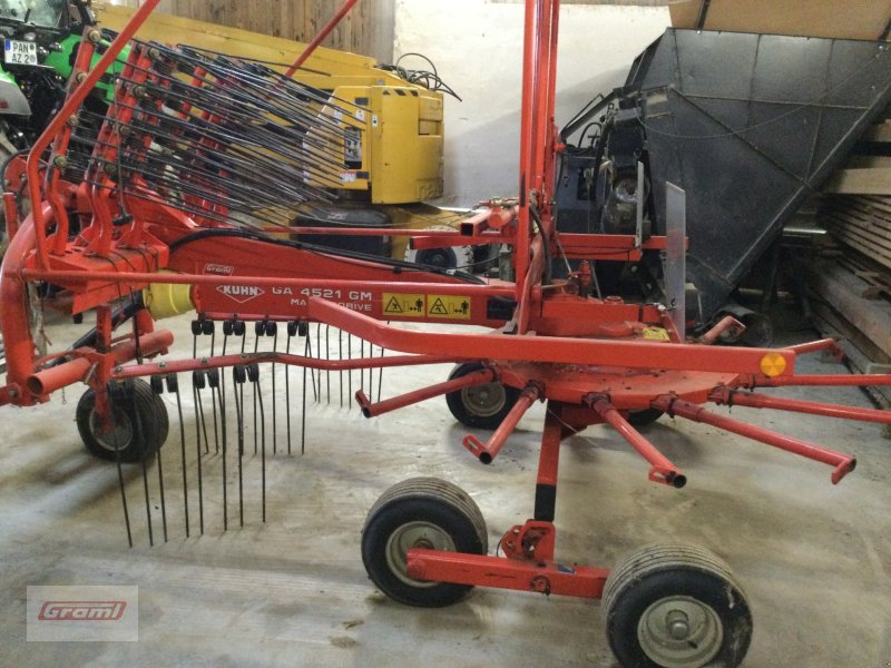 Kuhn GA 4521 GM, Gebrauchtmaschine, Baujahr: 2006 (Bild 1) Schwader des Typs Kuhn GA 4521 GM, Gebrauchtmaschine in Kößlarn (Bild 1)