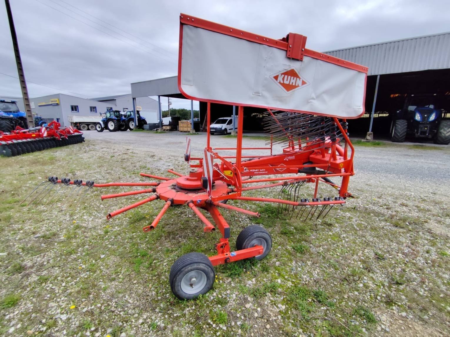 Schwader типа Kuhn GA 4521, Gebrauchtmaschine в Montenay (Фотография 3)