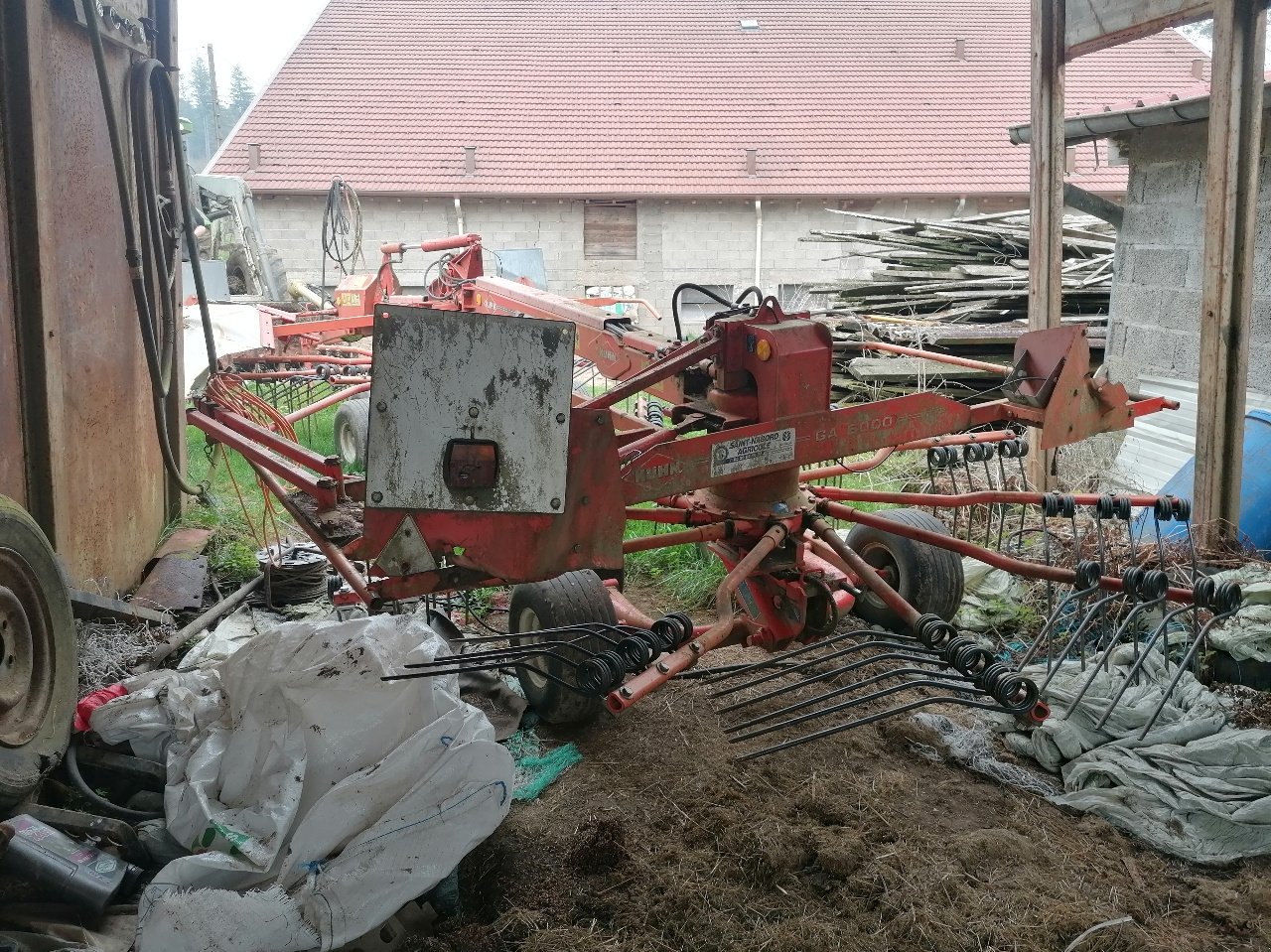 Schwader του τύπου Kuhn Ga 6000, Gebrauchtmaschine σε Saint-Nabord (Φωτογραφία 4)