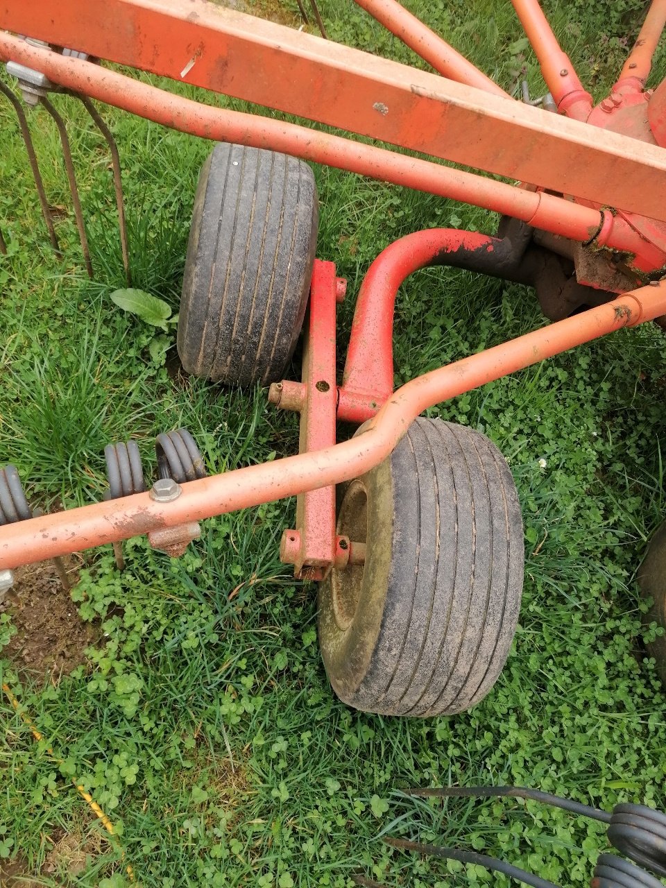 Schwader του τύπου Kuhn Ga 6000, Gebrauchtmaschine σε Saint-Nabord (Φωτογραφία 5)