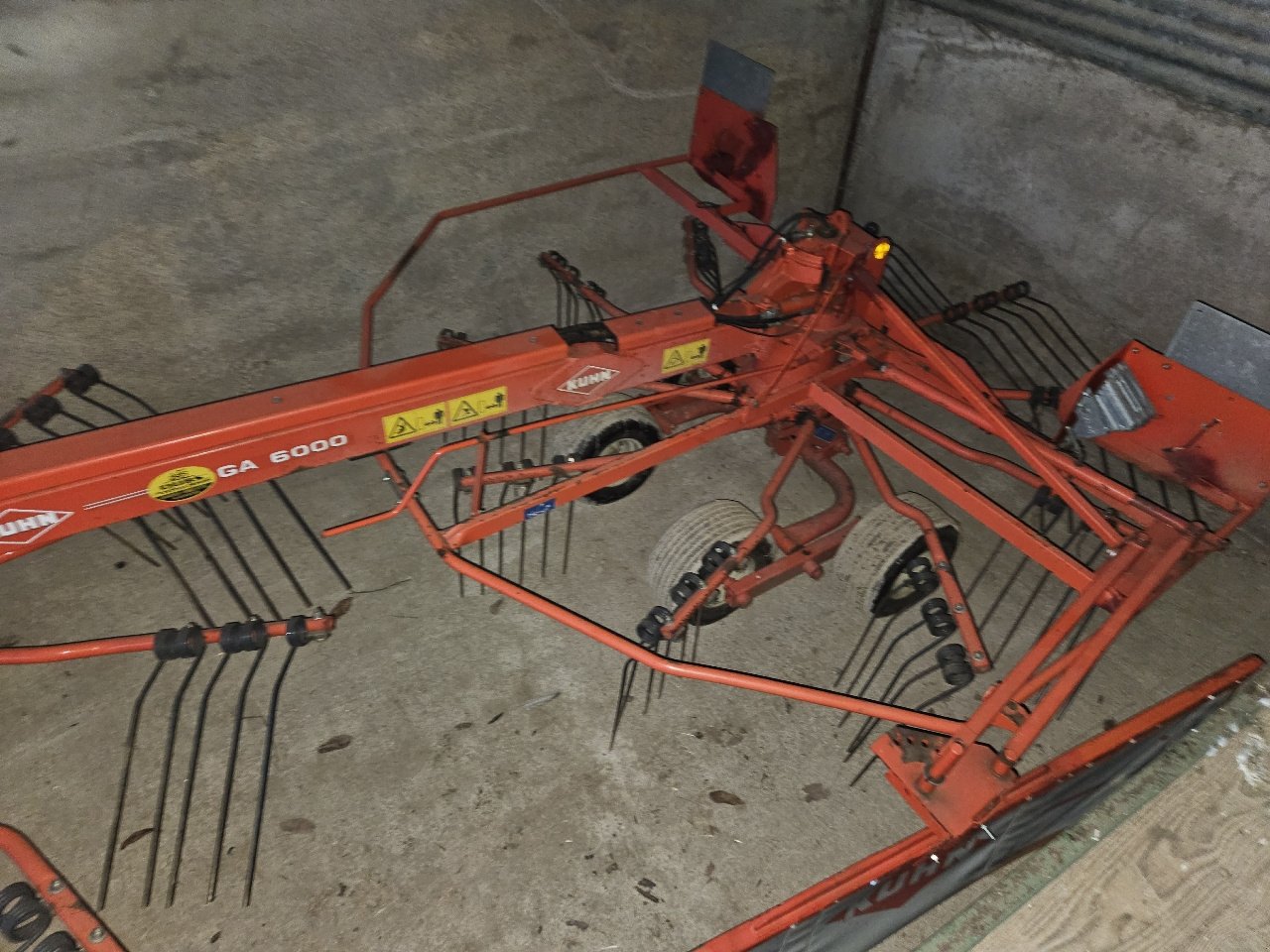 Schwader типа Kuhn GA 6000, Gebrauchtmaschine в MANDRES-SUR-VAIR (Фотография 4)