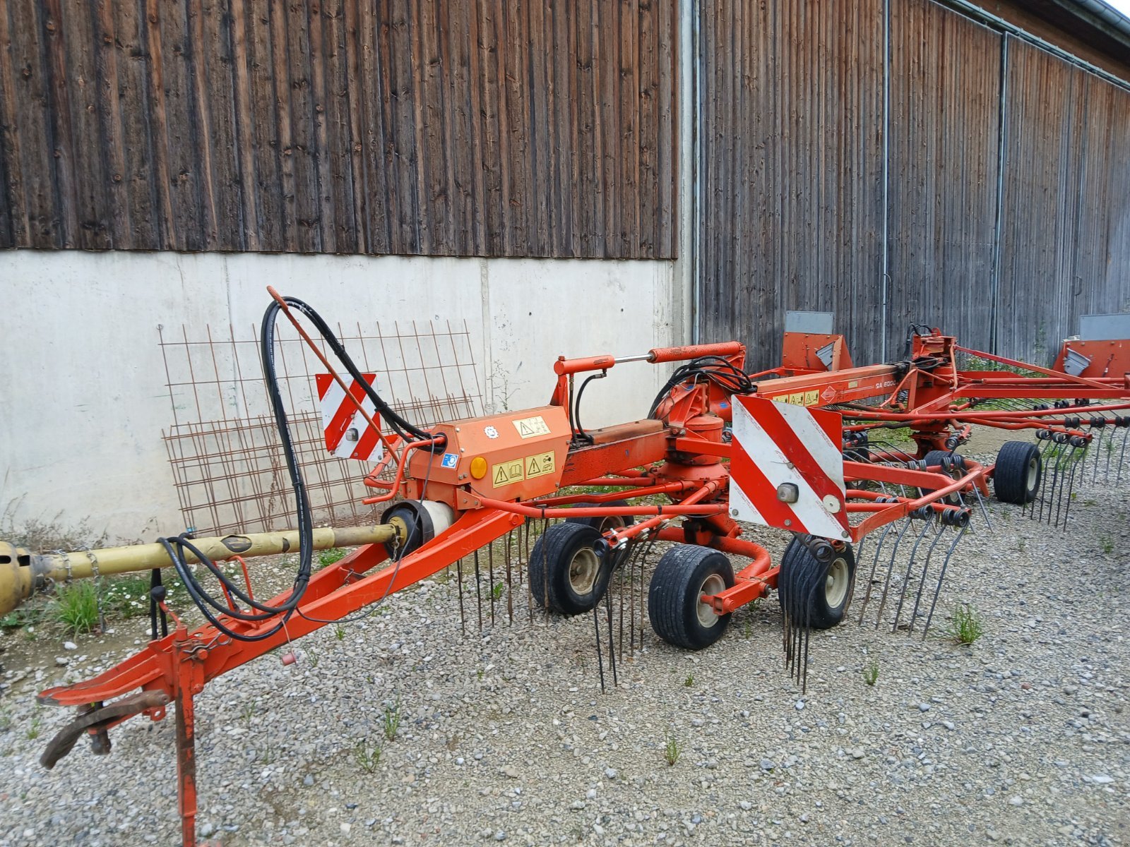 Schwader tipa Kuhn GA 6000, Gebrauchtmaschine u Tandern (Slika 1)