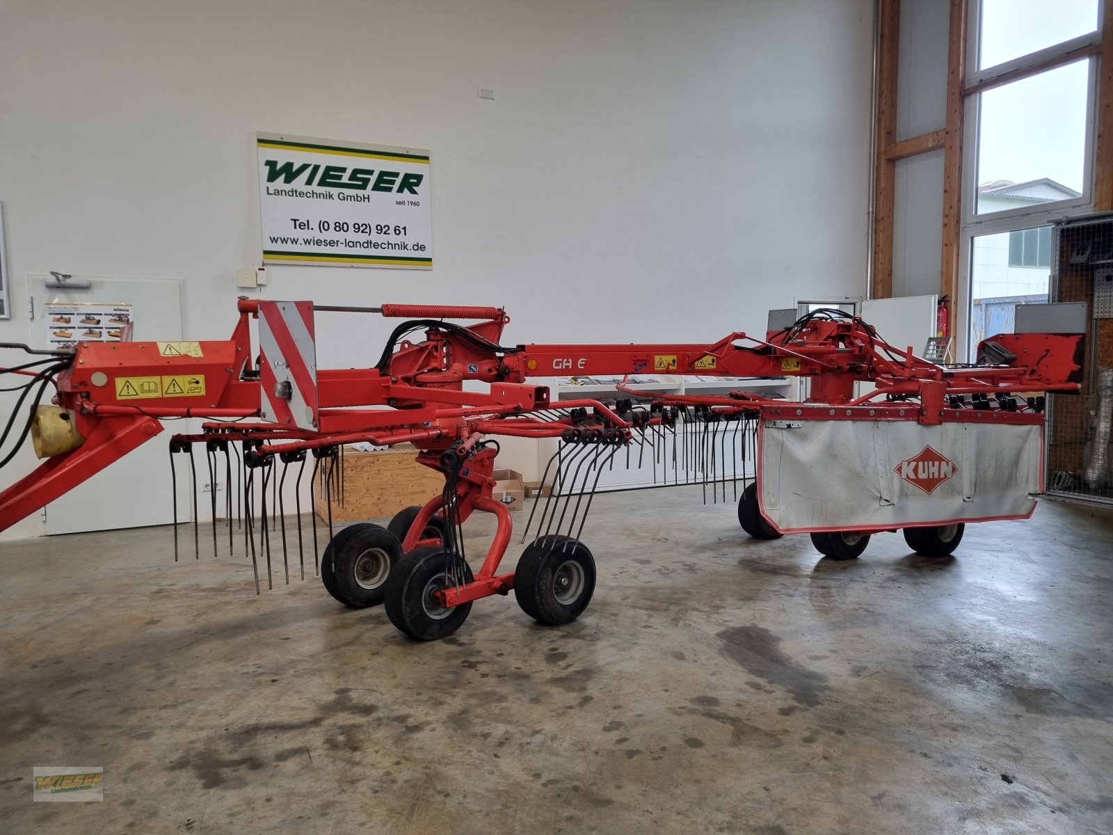 Schwader of the type Kuhn GA 6002, Gebrauchtmaschine in Frauenneuharting (Picture 2)