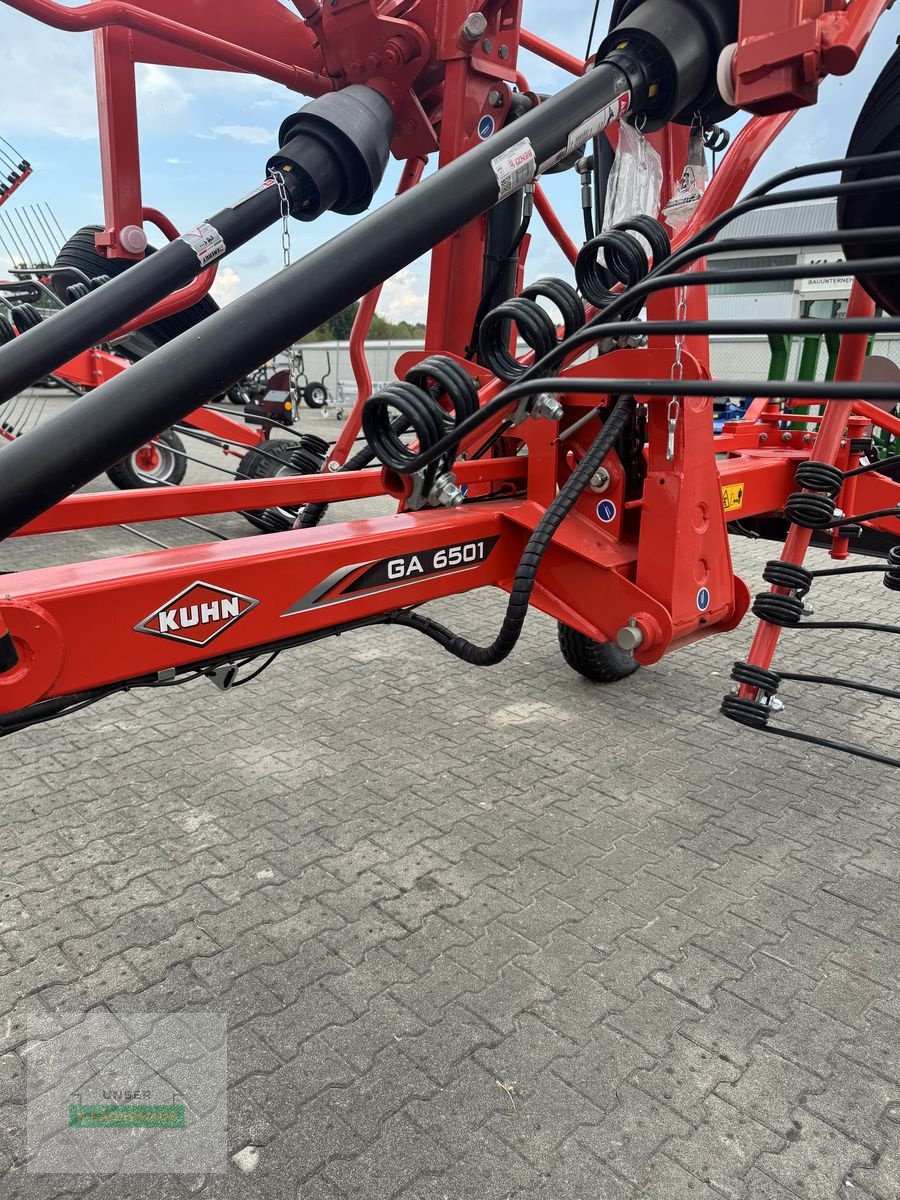 Schwader Türe ait Kuhn GA 6501, Neumaschine içinde Hartberg (resim 3)