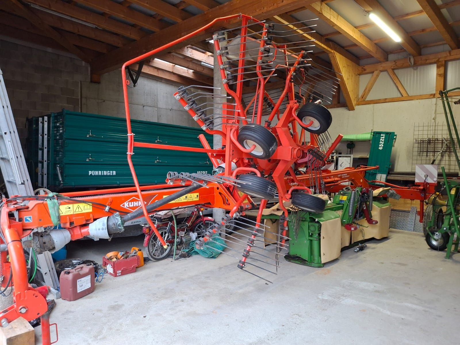 Schwader of the type Kuhn GA 6520 Master Drive, Gebrauchtmaschine in Hopfgarten (Picture 1)