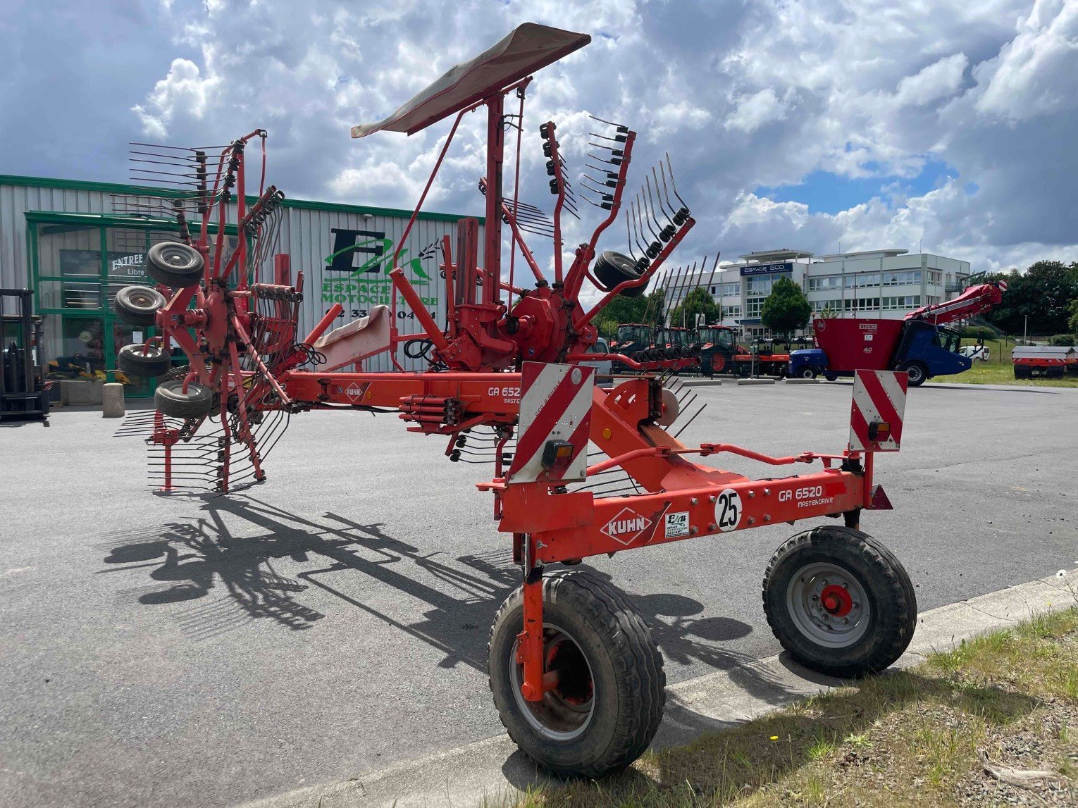 Schwader типа Kuhn GA 6520, Gebrauchtmaschine в SAINT CLAIR SUR ELLE (Фотография 7)