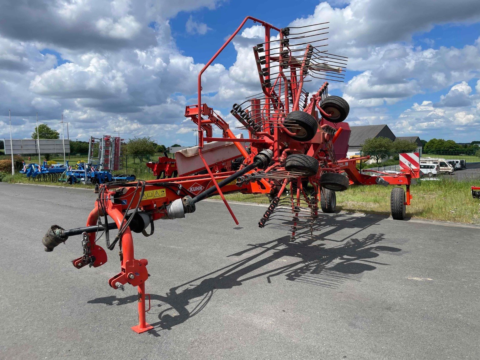 Schwader типа Kuhn GA 6520, Gebrauchtmaschine в SAINT CLAIR SUR ELLE (Фотография 1)