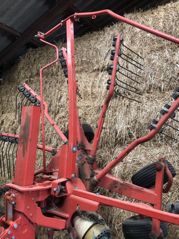 Schwader del tipo Kuhn GA 6520, Gebrauchtmaschine In Val Mont (Immagine 2)