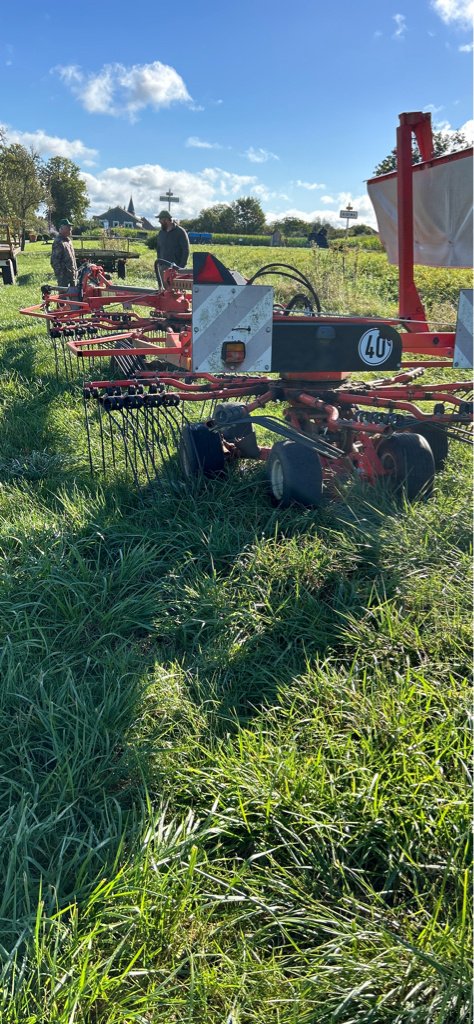 Schwader des Typs Kuhn GA 6622, Gebrauchtmaschine in DIFFENBACH-LES-HELLIMER (Bild 3)