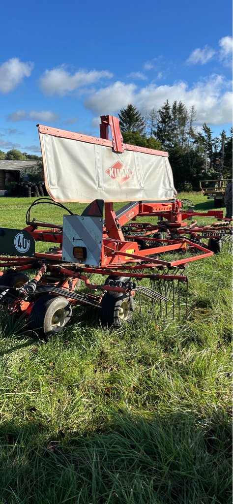 Schwader des Typs Kuhn GA 6622, Gebrauchtmaschine in DIFFENBACH-LES-HELLIMER (Bild 4)