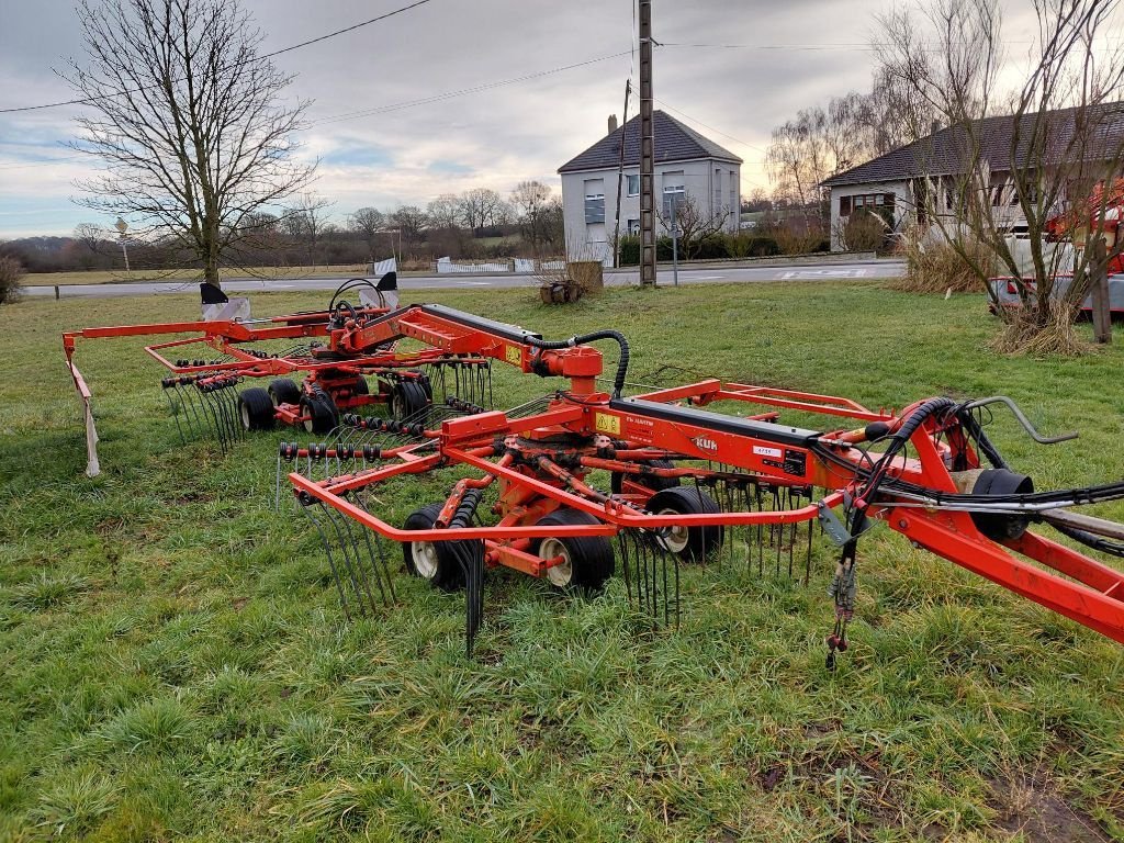 Schwader des Typs Kuhn GA 6622, Gebrauchtmaschine in DIFFENBACH-LES-HELLIMER (Bild 1)