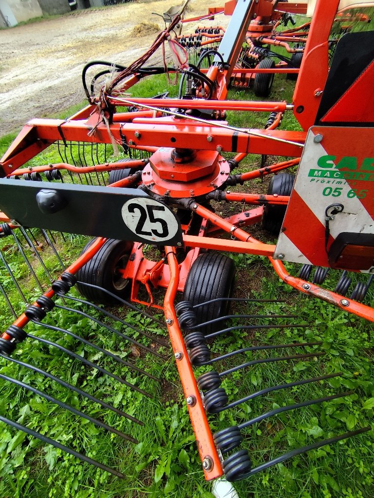 Schwader от тип Kuhn GA 6622, Gebrauchtmaschine в Calmont (Снимка 10)