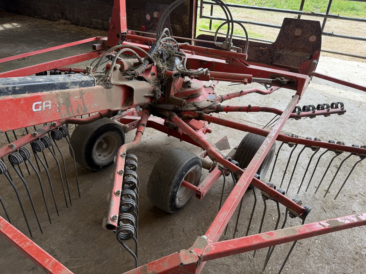 Schwader tipa Kuhn GA 6632 +, Gebrauchtmaschine u Lérouville (Slika 8)