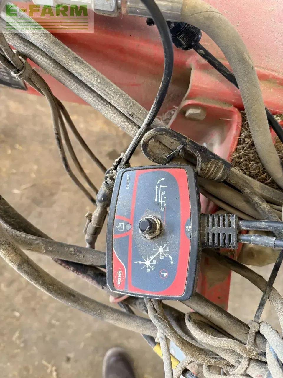 Schwader tipa Kuhn ga 6632 +, Gebrauchtmaschine u CHAUVONCOURT (Slika 10)