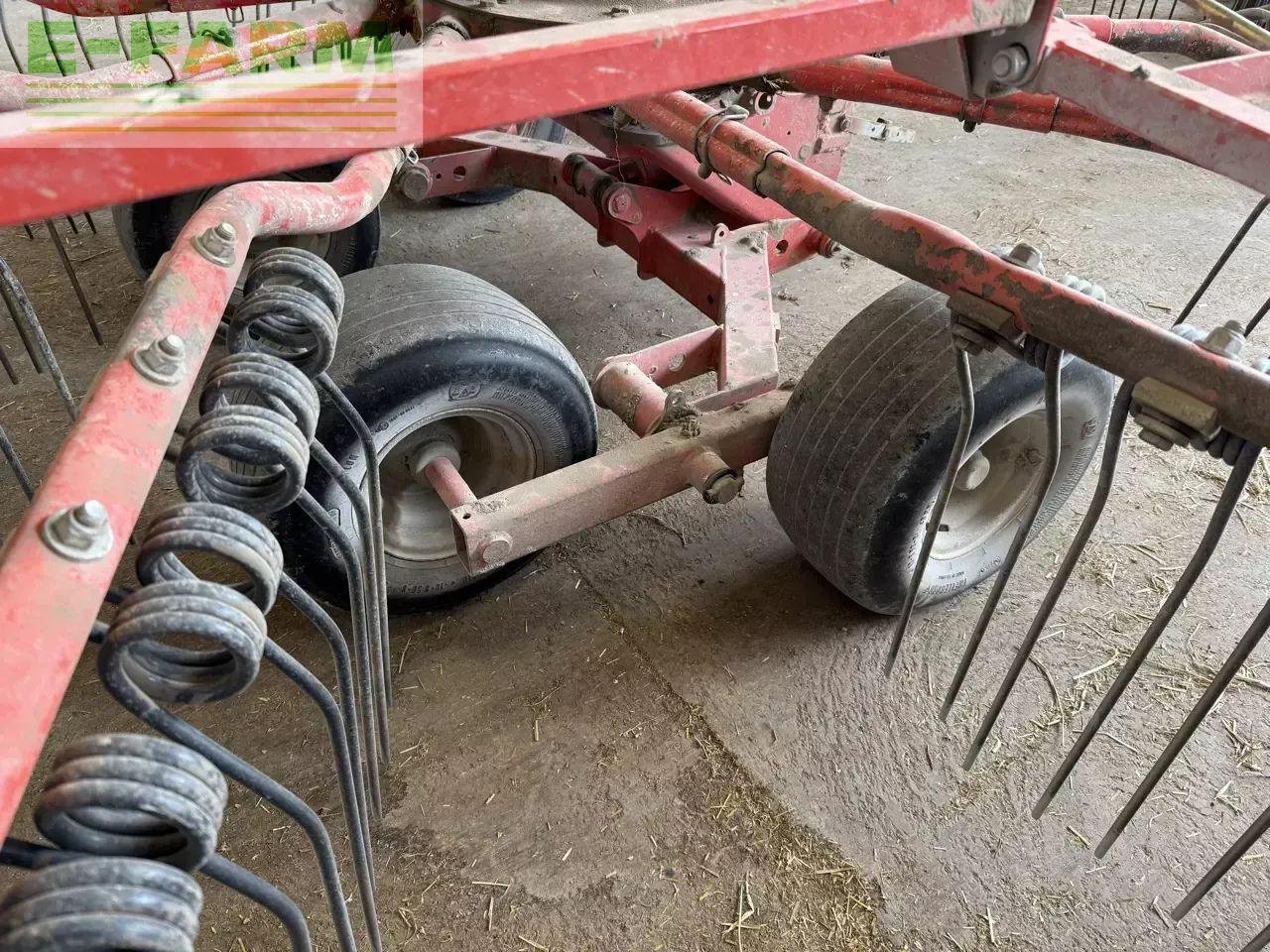 Schwader Türe ait Kuhn ga 6632 +, Gebrauchtmaschine içinde CHAUVONCOURT (resim 5)