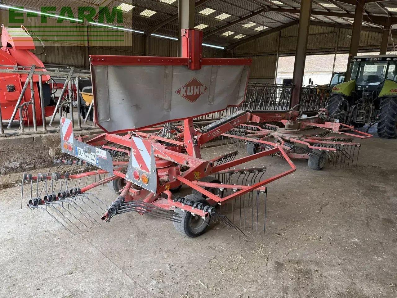 Schwader tip Kuhn ga 6632 +, Gebrauchtmaschine in CHAUVONCOURT (Poză 3)