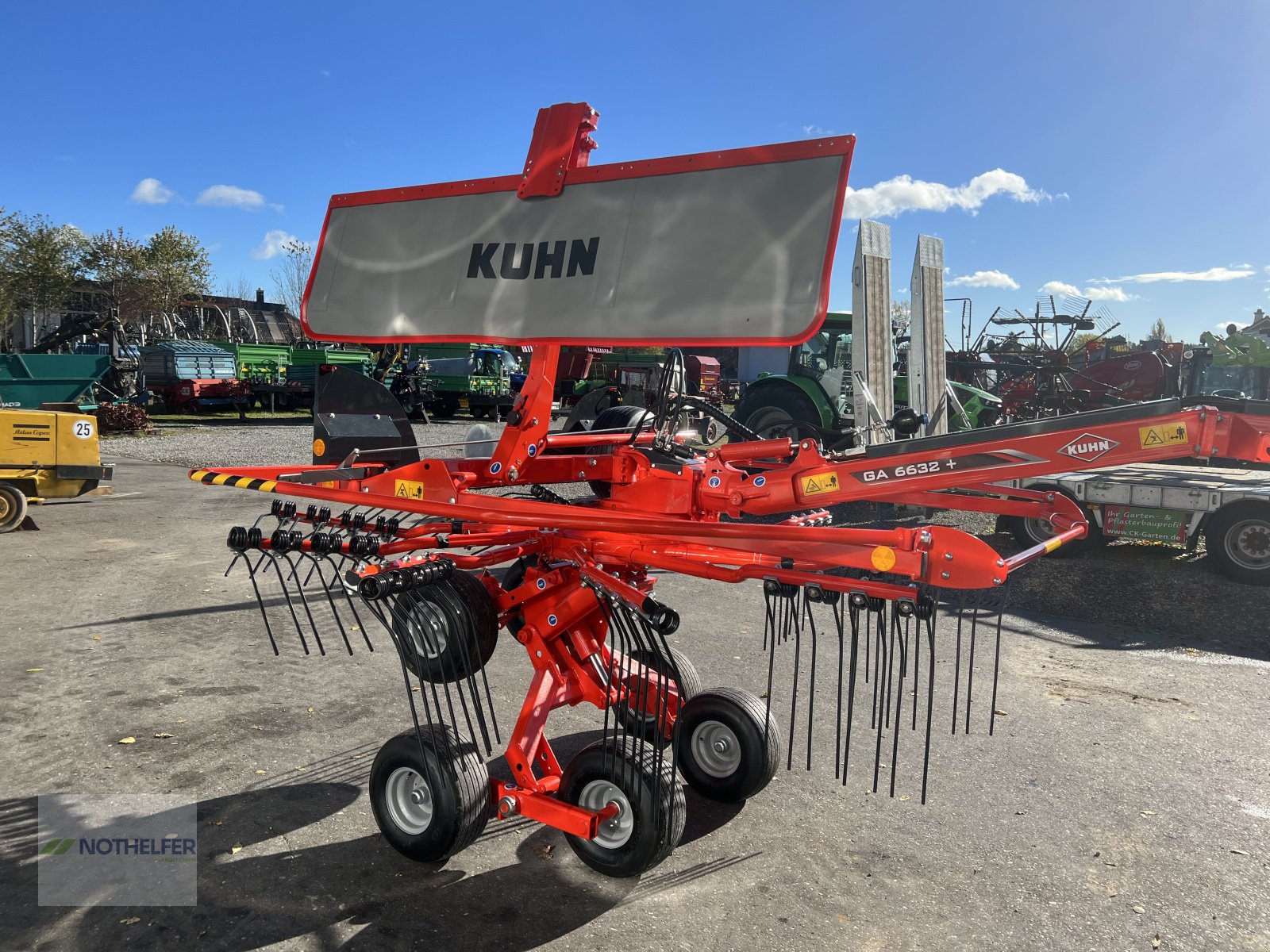 Schwader του τύπου Kuhn GA 6632+, Neumaschine σε Pforzen (Φωτογραφία 16)